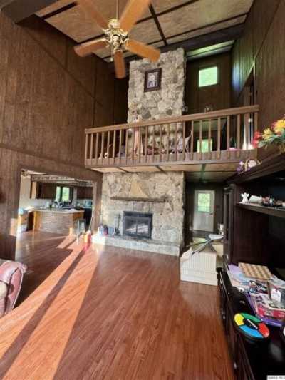 Home For Sale in Mount Sterling, Illinois