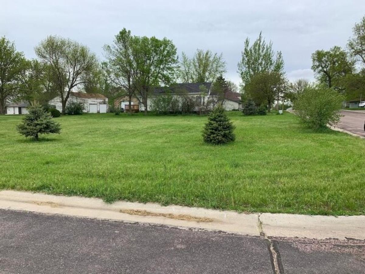 Picture of Residential Land For Sale in Colton, South Dakota, United States