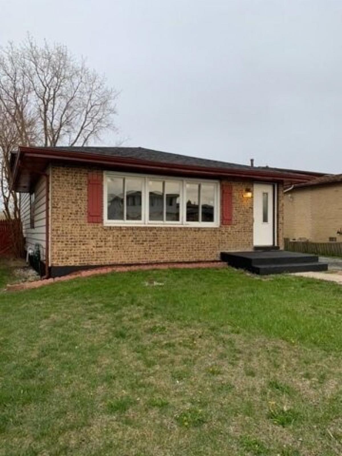 Picture of Home For Rent in Country Club Hills, Illinois, United States