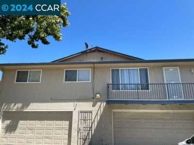 Home For Rent in Antioch, California