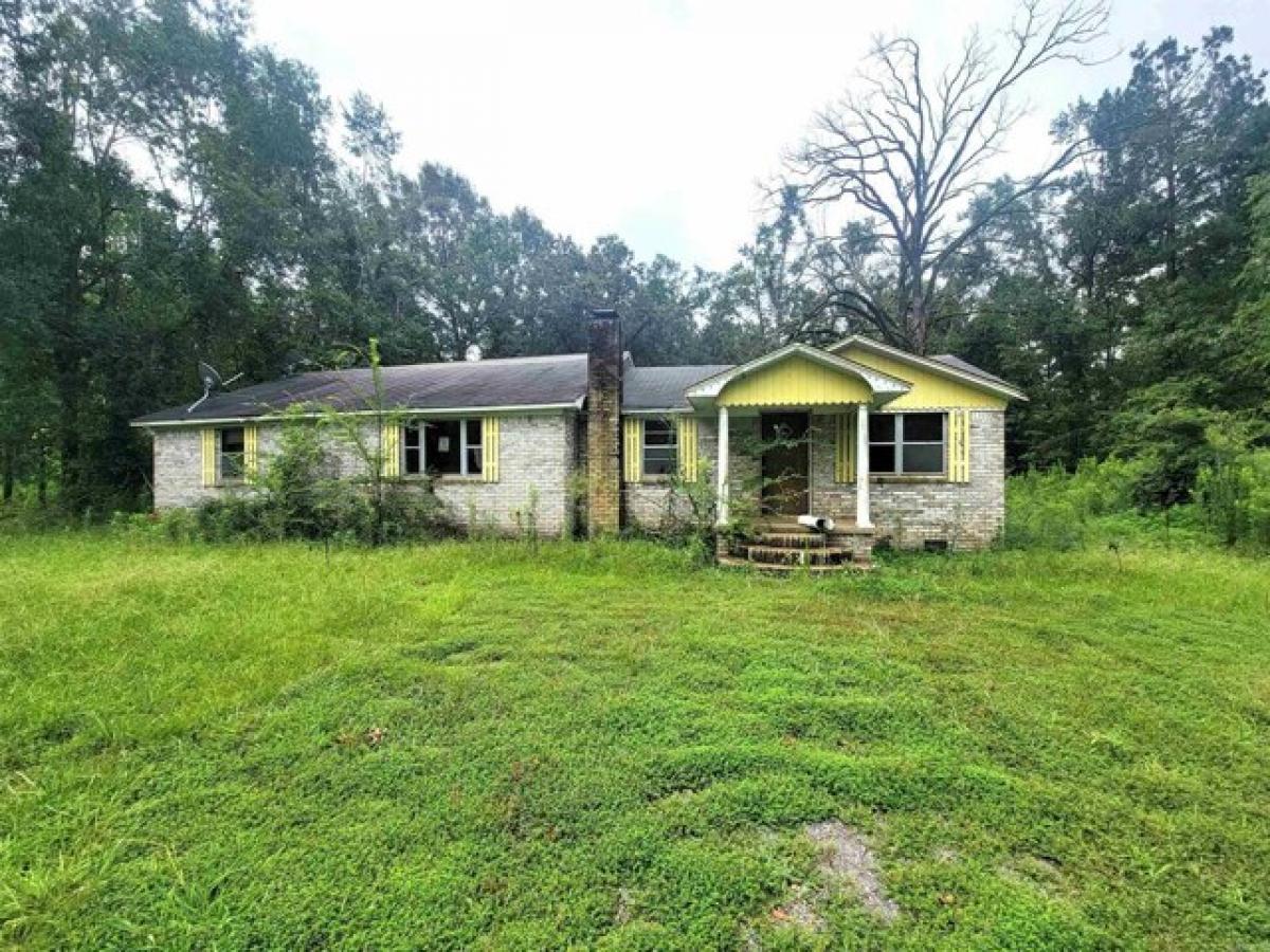 Picture of Home For Sale in Star City, Arkansas, United States