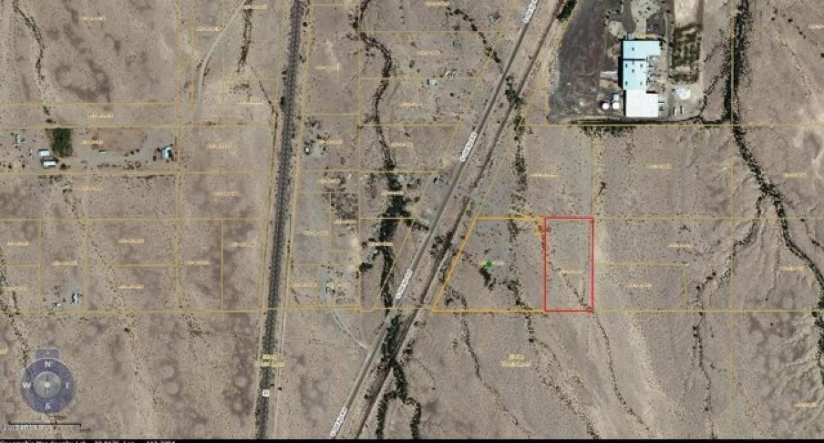 Picture of Residential Land For Sale in Gila Bend, Arizona, United States