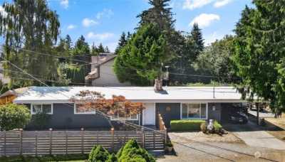 Home For Sale in Burien, Washington