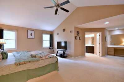 Home For Sale in Itasca, Illinois