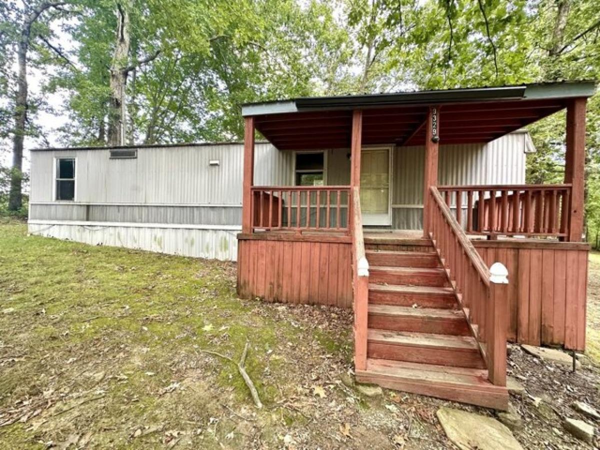 Picture of Home For Rent in Bon Aqua, Tennessee, United States