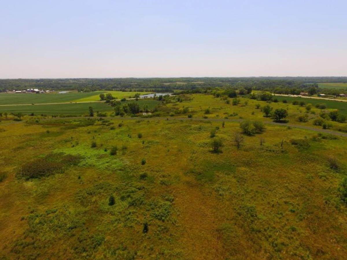 Picture of Residential Land For Sale in Lecompton, Kansas, United States