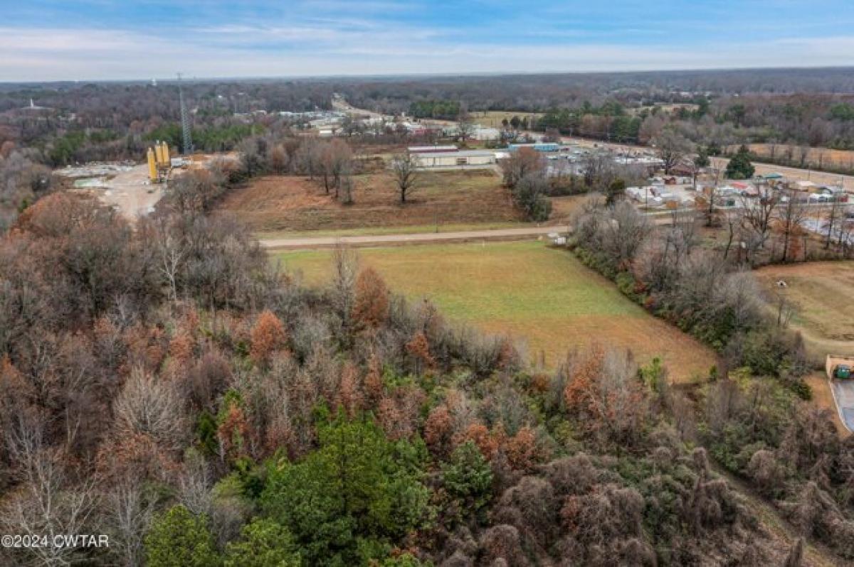 Picture of Residential Land For Sale in Milan, Tennessee, United States