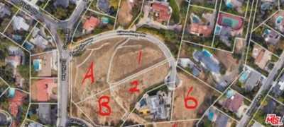 Residential Land For Sale in Tarzana, California