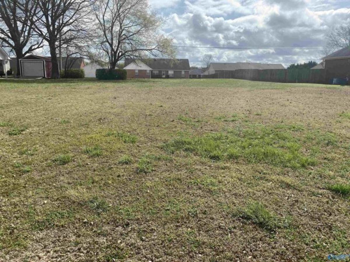 Picture of Residential Land For Sale in Athens, Alabama, United States