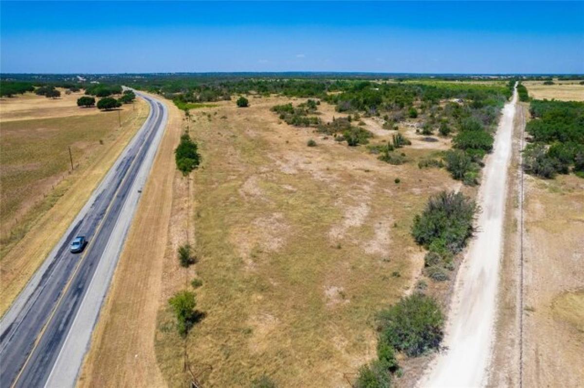 Picture of Residential Land For Sale in Mullin, Texas, United States