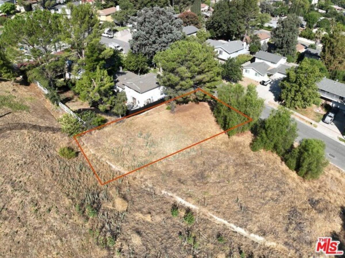 Picture of Residential Land For Sale in Newhall, California, United States