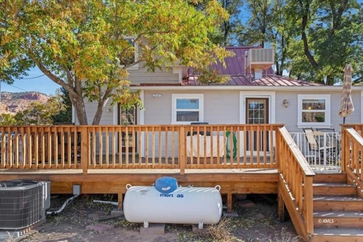 Picture of Home For Sale in Kanab, Utah, United States