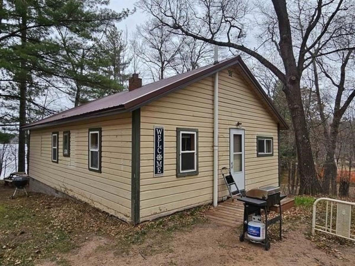 Picture of Home For Sale in Spooner, Wisconsin, United States