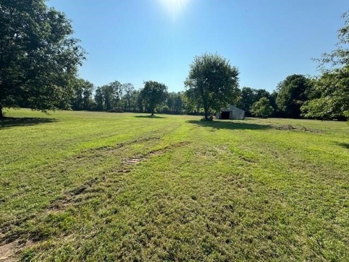 Picture of Residential Land For Sale in Robards, Kentucky, United States