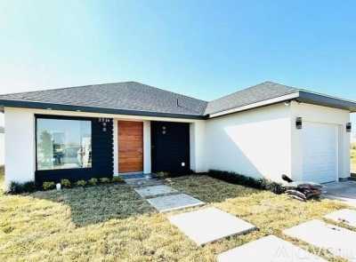 Home For Rent in Edinburg, Texas