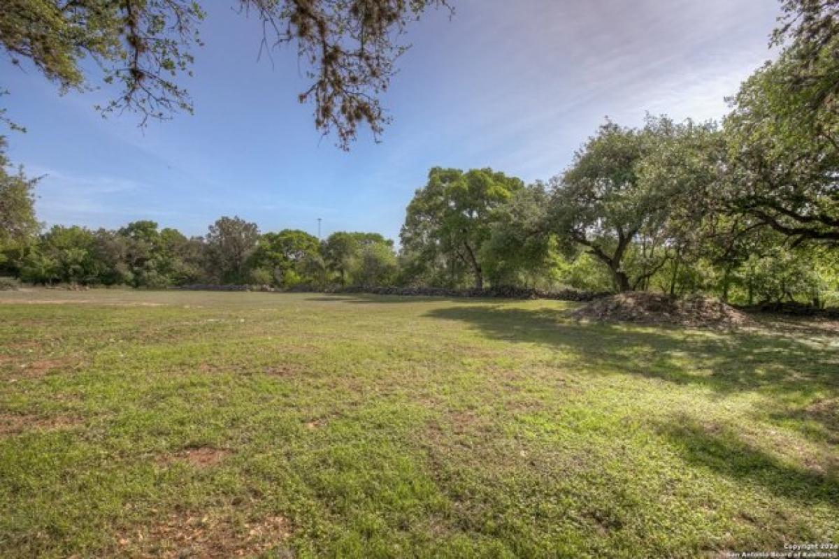 Picture of Residential Land For Sale in New Braunfels, Texas, United States