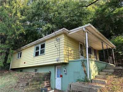 Home For Sale in Newell, West Virginia