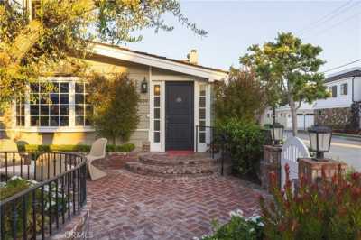 Home For Sale in Corona del Mar, California