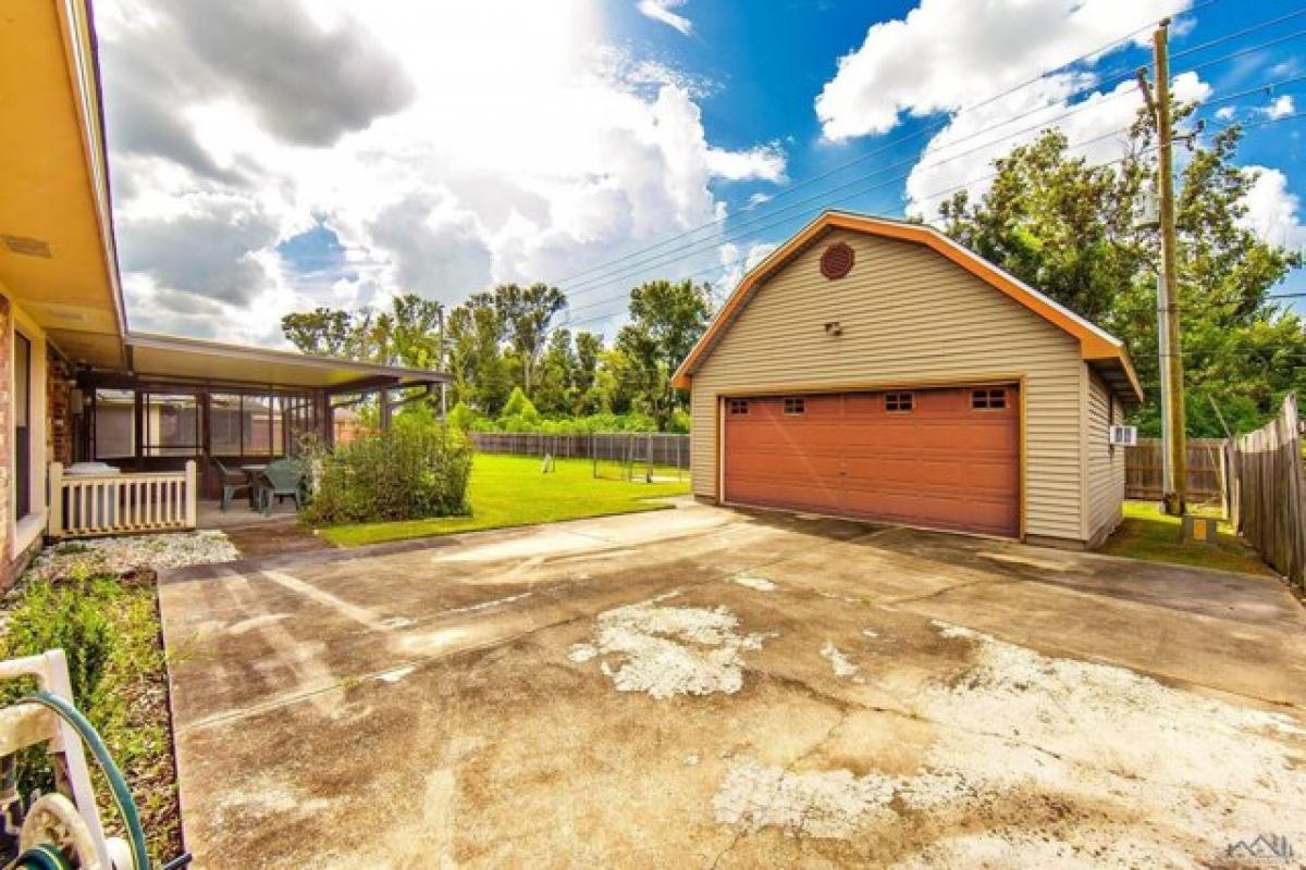 Picture of Home For Sale in Gray, Louisiana, United States