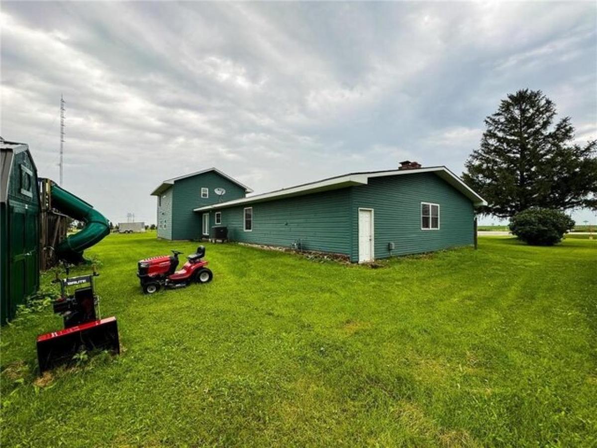 Picture of Home For Sale in Breckenridge, Minnesota, United States