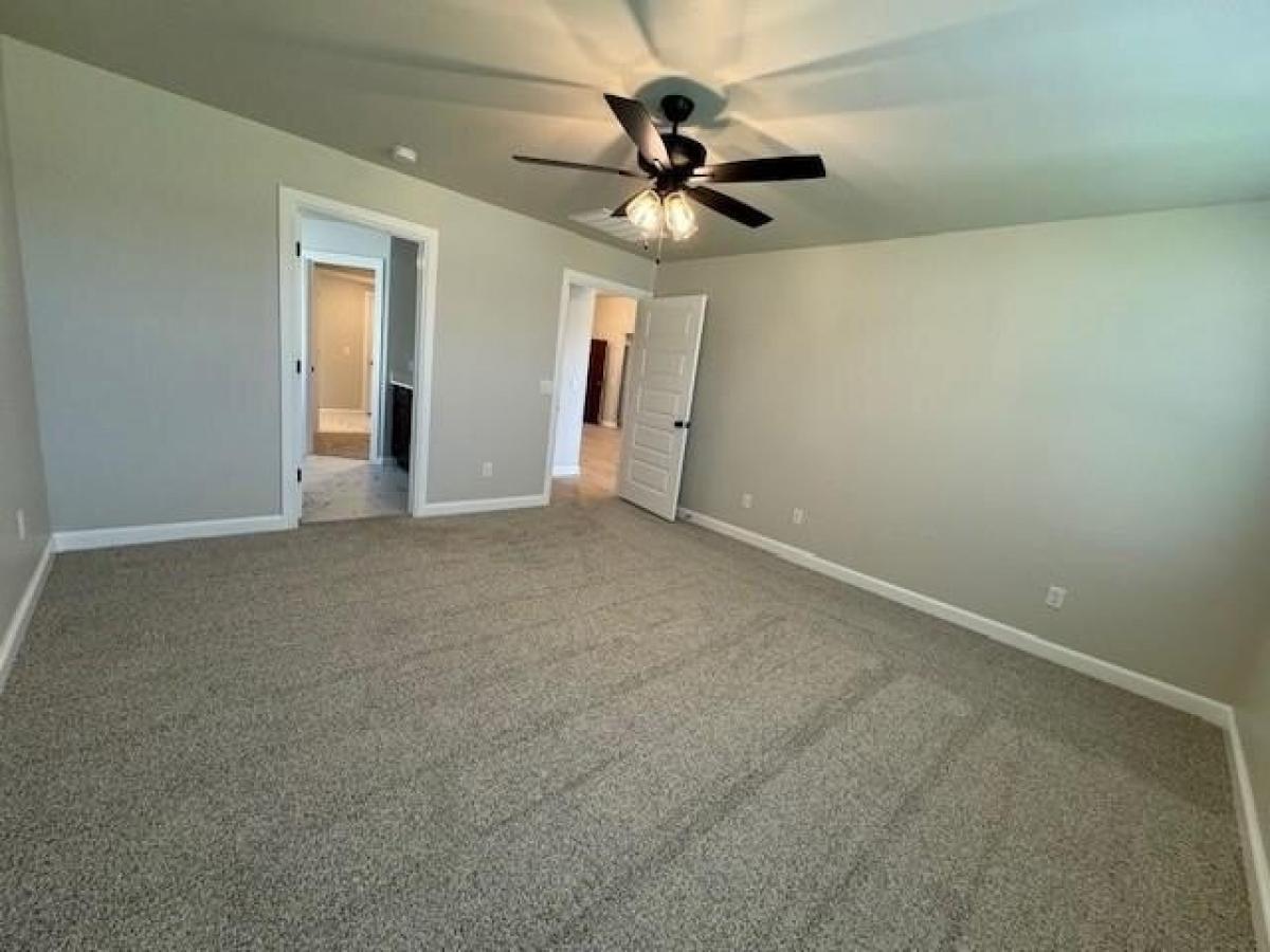 Picture of Home For Rent in Harrah, Oklahoma, United States