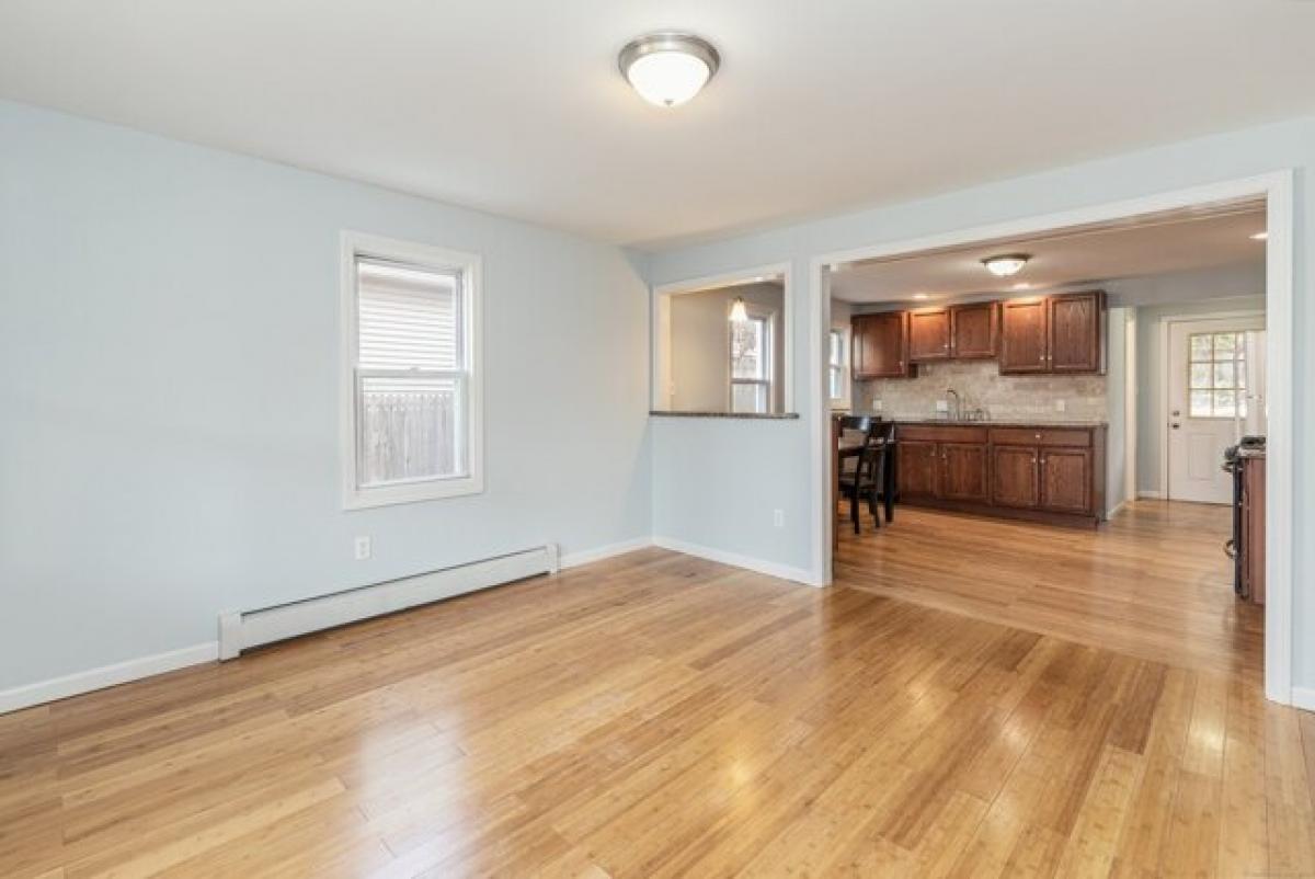 Picture of Apartment For Rent in Danbury, Connecticut, United States