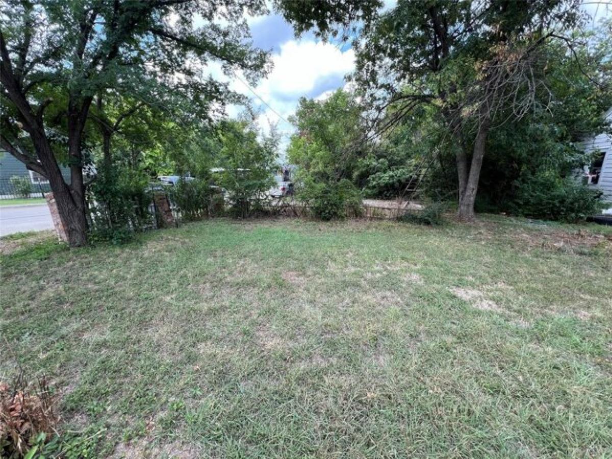 Picture of Residential Land For Sale in Fort Worth, Texas, United States