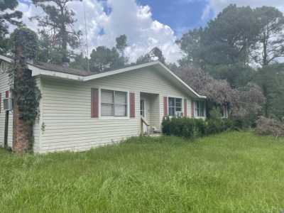 Home For Sale in Columbia, Mississippi