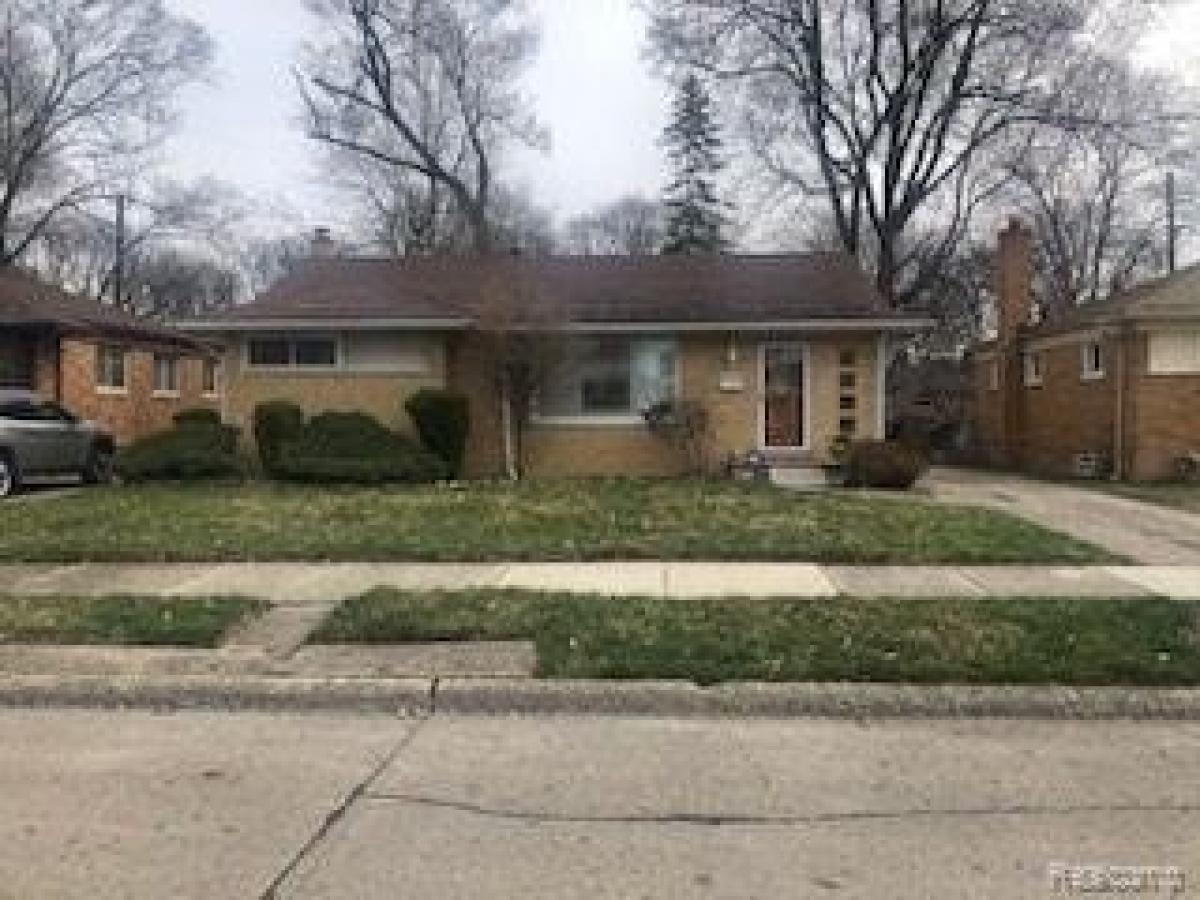 Picture of Home For Sale in Oak Park, Michigan, United States