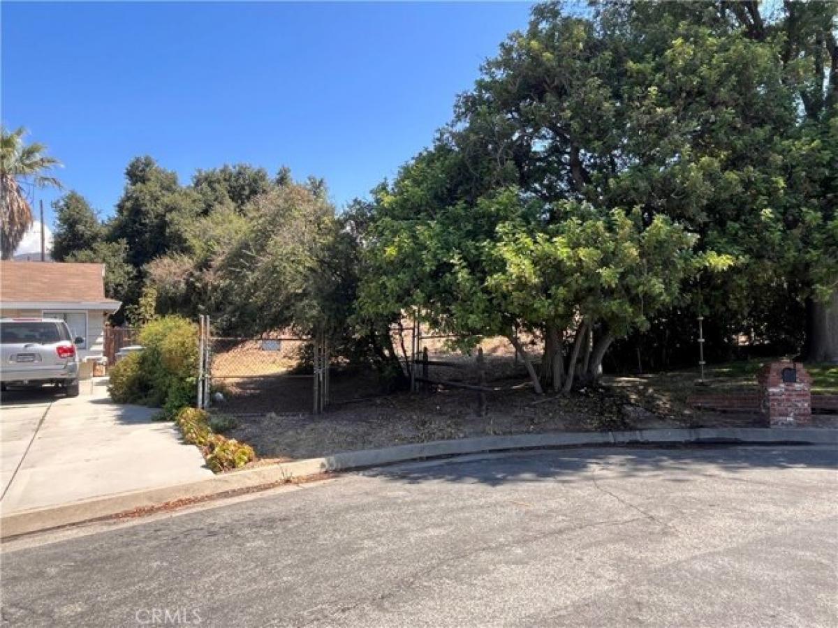 Picture of Residential Land For Sale in Claremont, California, United States