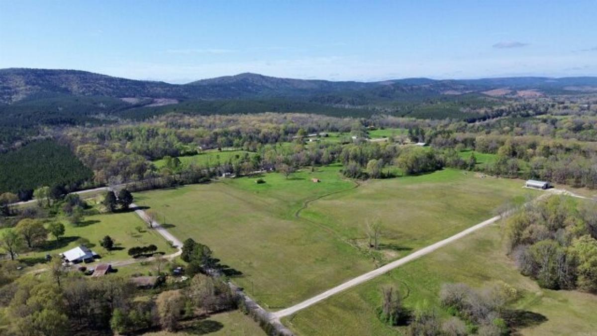 Picture of Residential Land For Sale in Perry, Arkansas, United States