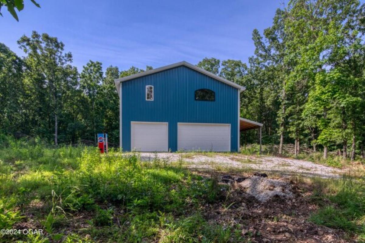 Picture of Home For Sale in Goodman, Missouri, United States