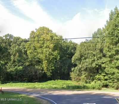 Residential Land For Sale in Nesbit, Mississippi