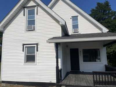 Home For Sale in Crawfordsville, Indiana