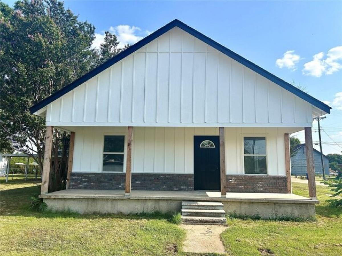 Picture of Home For Sale in Bokchito, Oklahoma, United States