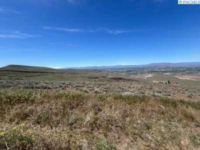 Residential Land For Sale in Yakima, Washington