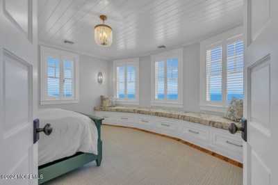 Home For Sale in Bay Head, New Jersey