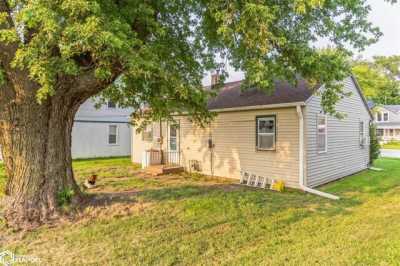 Home For Sale in Lenox, Iowa