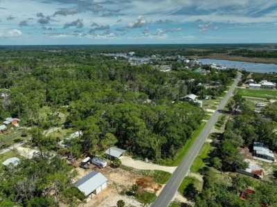 Residential Land For Sale in Steinhatchee, Florida