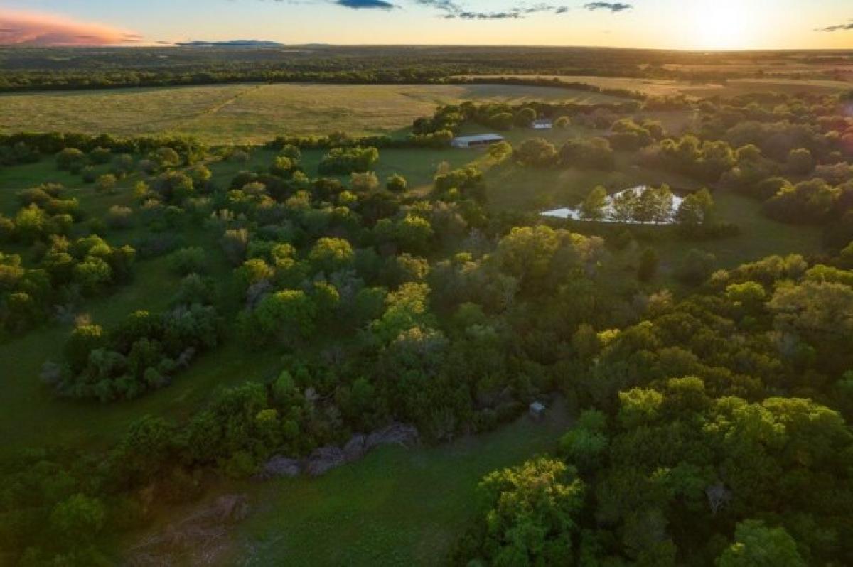 Picture of Residential Land For Sale in Valley Mills, Texas, United States