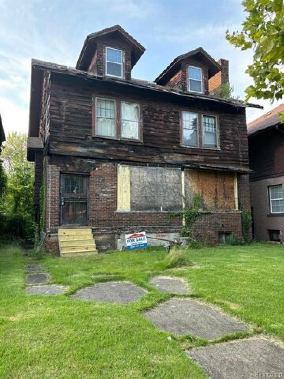 Picture of Home For Sale in Highland Park, Michigan, United States