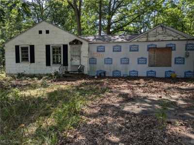 Home For Sale in Oakwood, Ohio