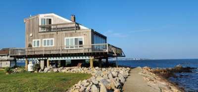 Home For Sale in Fairhaven, Massachusetts