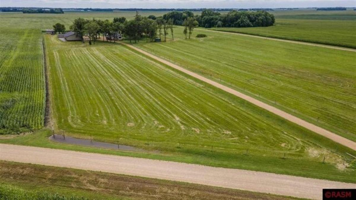 Picture of Residential Land For Sale in Saint Peter, Minnesota, United States