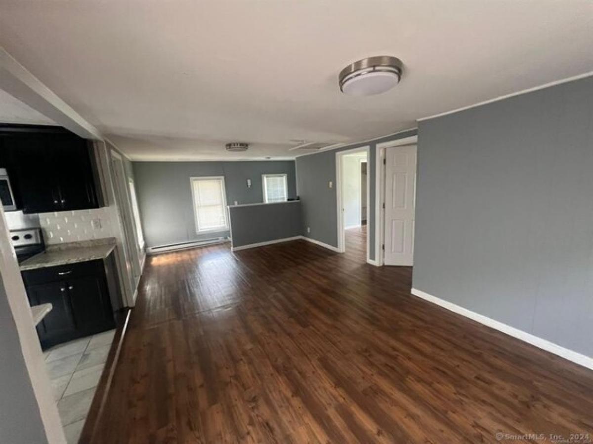 Picture of Home For Rent in New Milford, Connecticut, United States