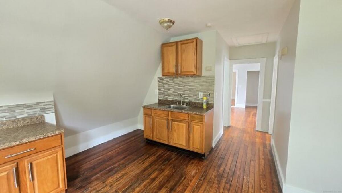 Picture of Apartment For Rent in Bridgeport, Connecticut, United States