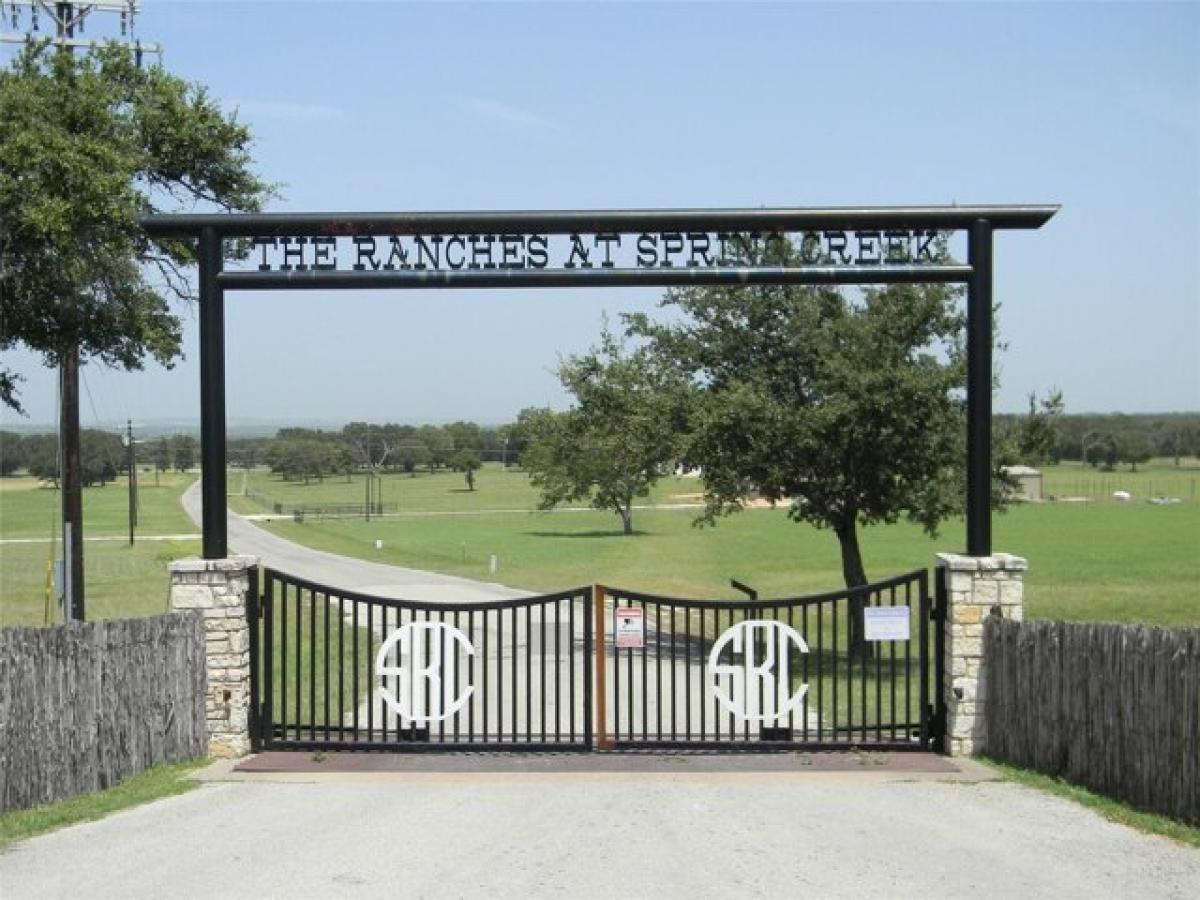 Picture of Residential Land For Sale in Iredell, Texas, United States