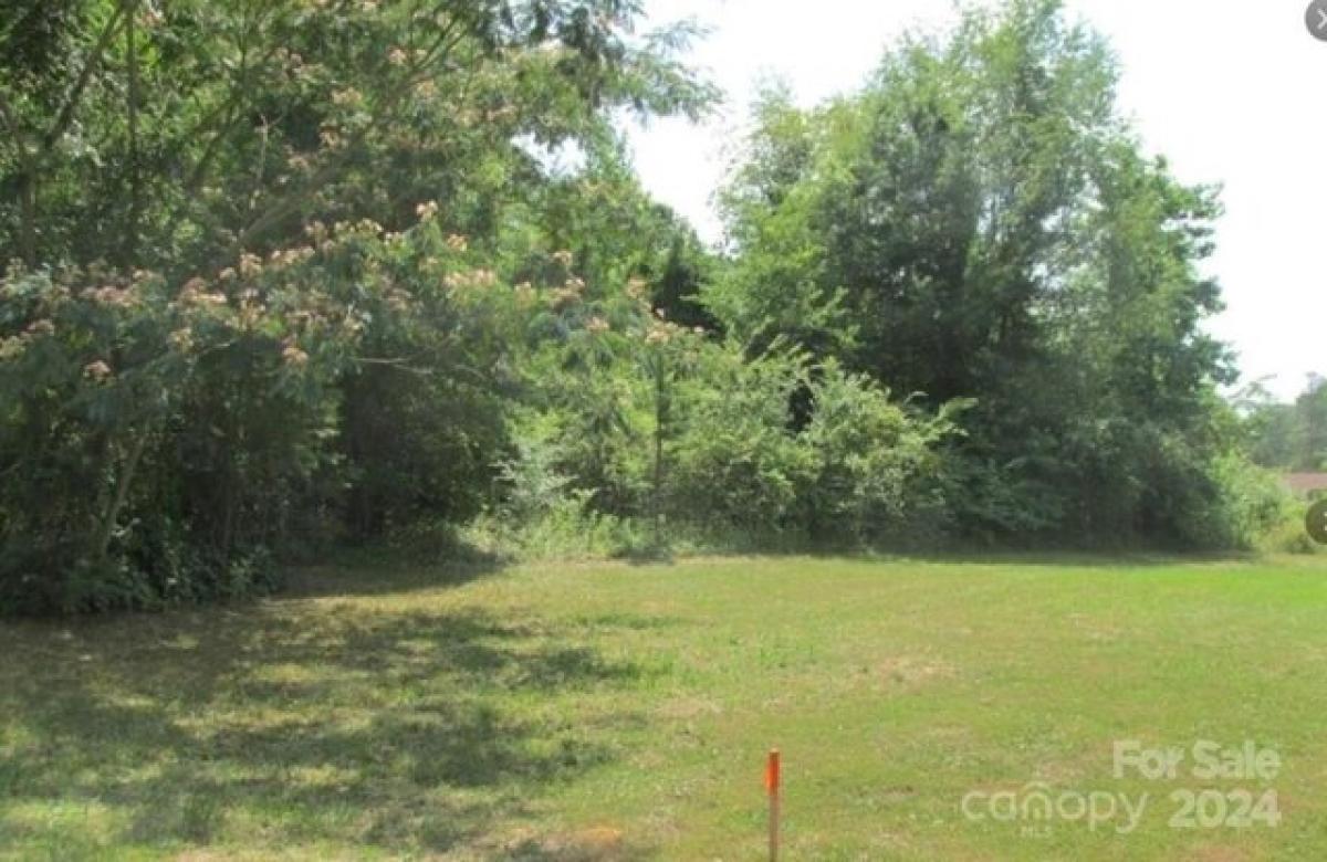 Picture of Residential Land For Sale in Waxhaw, North Carolina, United States