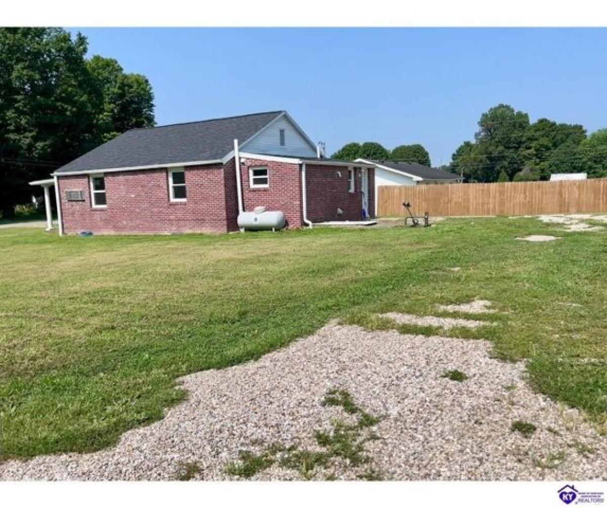 Picture of Home For Sale in Ekron, Kentucky, United States