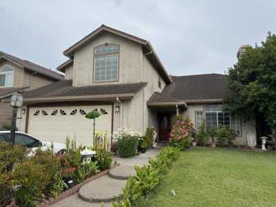 Home For Sale in Salinas, California